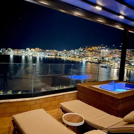 Seaview Golden Penthouse Lägenhet