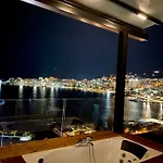 Lägenhet Seaview Golden Penthouse