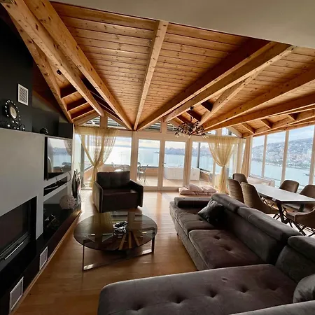 Seaview Golden Penthouse *