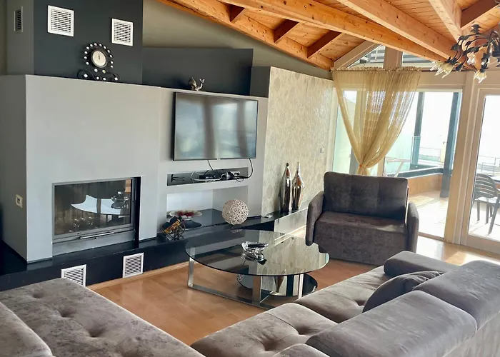 Seaview Golden Penthouse Saranda