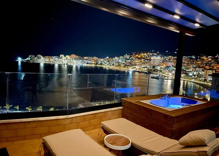 Seaview Golden Penthouse Apartament